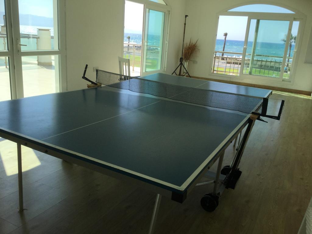 Aphrodite Beachfront Apartment Kaziverá Kültér fotó