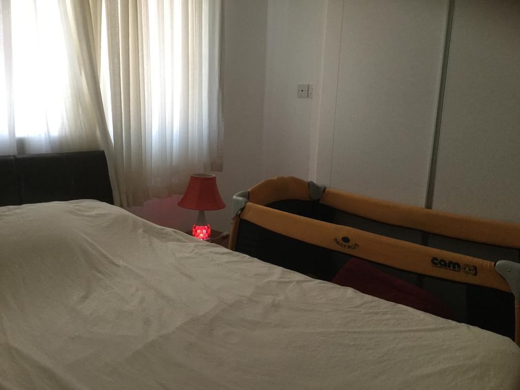 Aphrodite Beachfront Apartment Kaziverá Kültér fotó