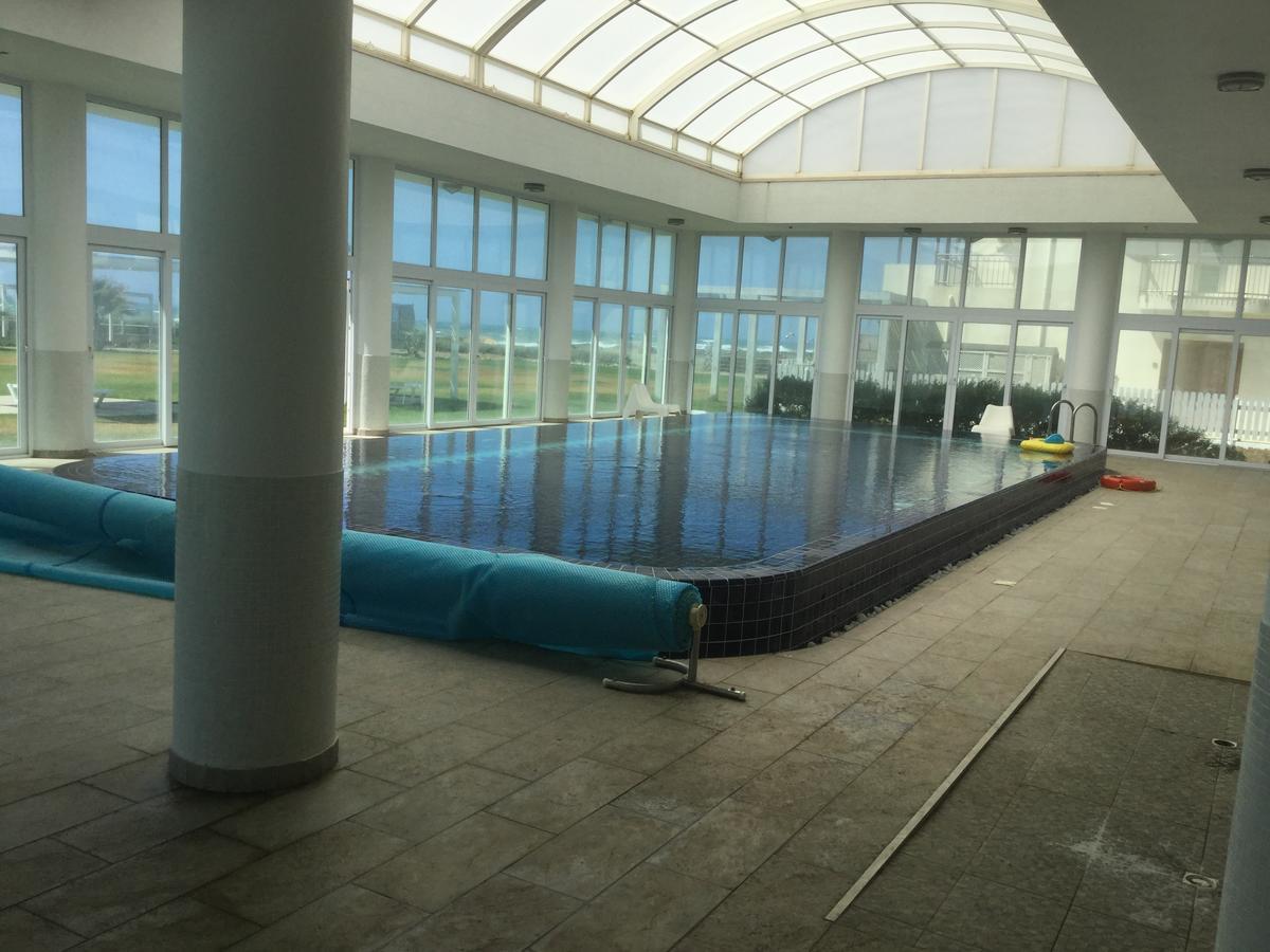 Aphrodite Beachfront Apartment Kaziverá Kültér fotó