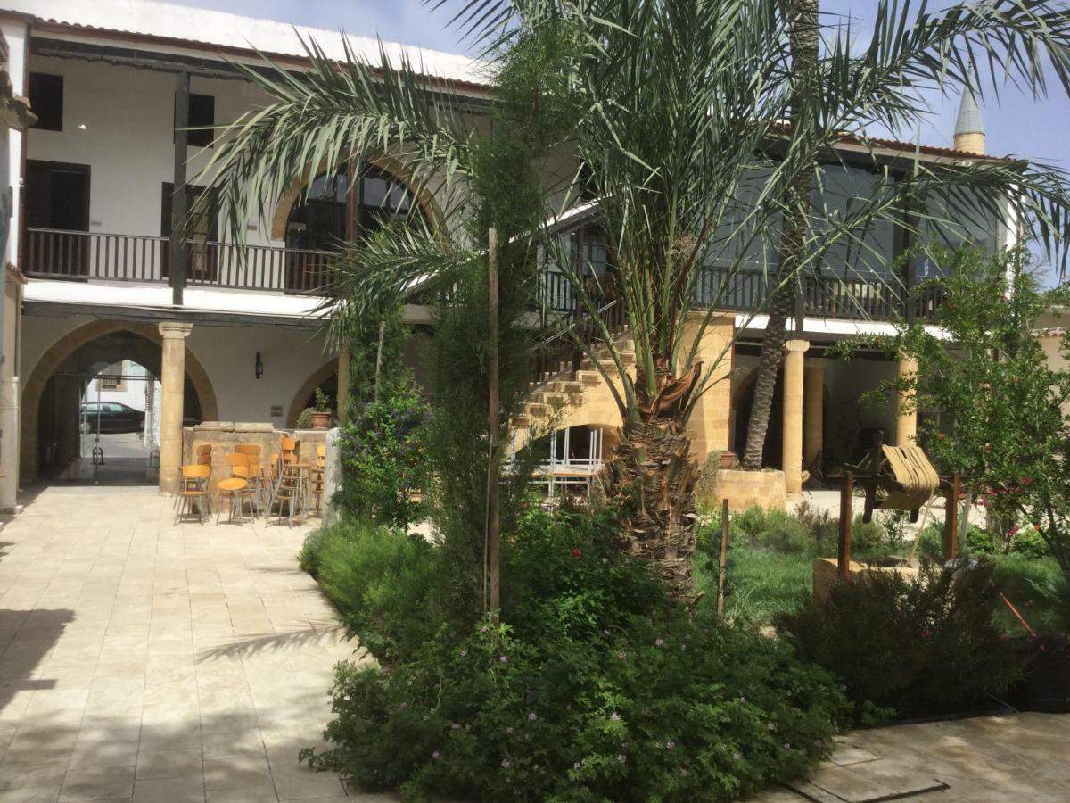 Aphrodite Beachfront Apartment Kaziverá Kültér fotó