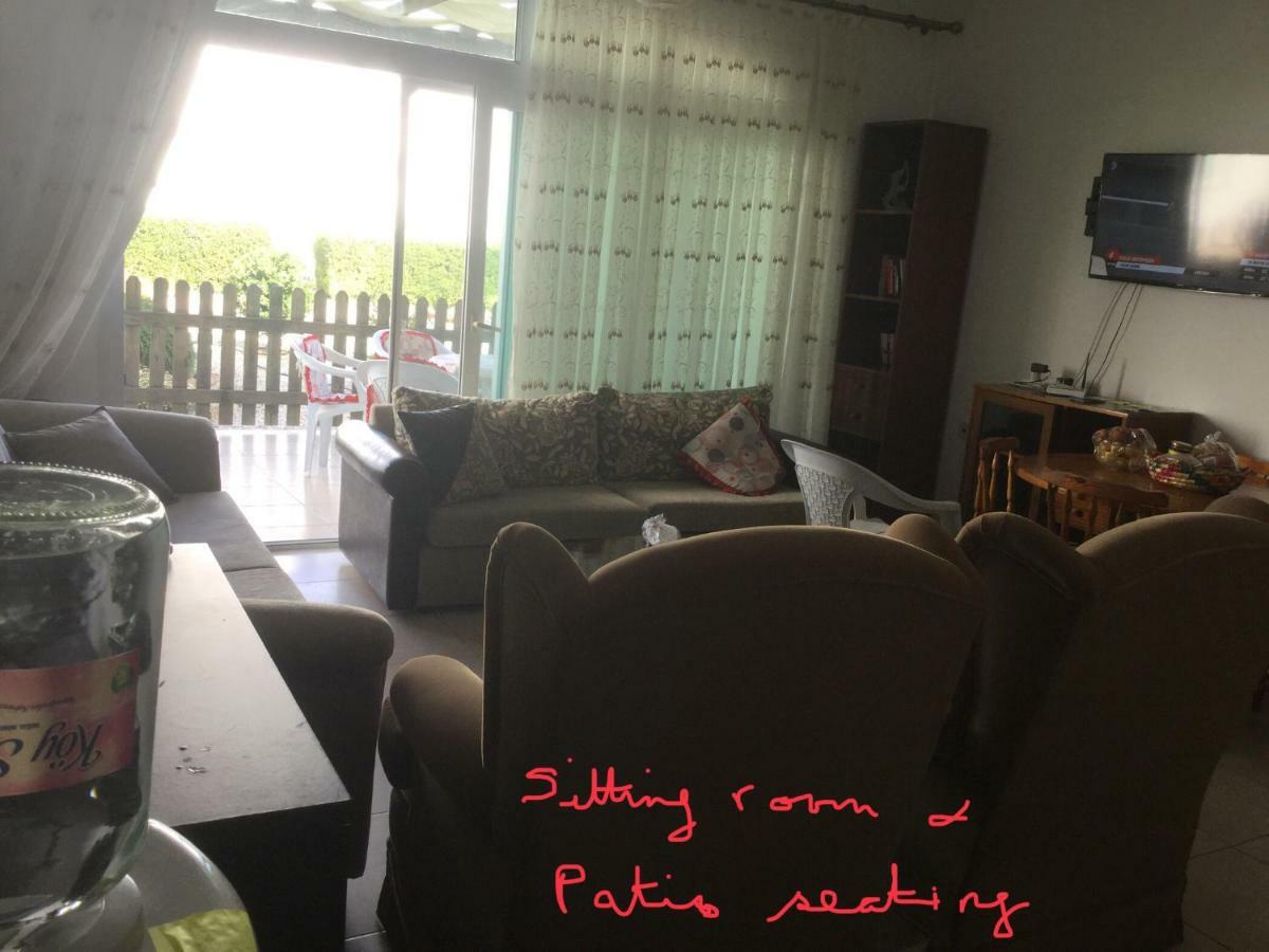 Aphrodite Beachfront Apartment Kaziverá Kültér fotó