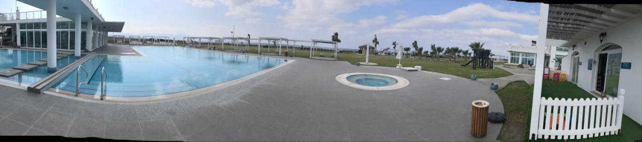 Aphrodite Beachfront Apartment Kaziverá Kültér fotó